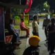 Polsek Labuapi Intensifkan Patroli Malam, Jaga Keamanan dan Kenyamanan Warga