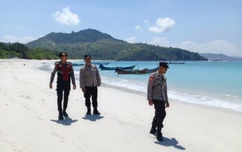 Jaga Keamanan Pulau Terluar, Polsek Sekotong Gelar Patroli dan Sambang Warga