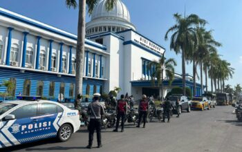 Patroli Gabungan TNI-Polri Hadirkan Rasa Aman Warga Lombok Barat