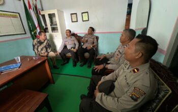Tokoh Agama Desa Bengkel Dukung Polres Lombok Barat Tangkal Paham Radikal